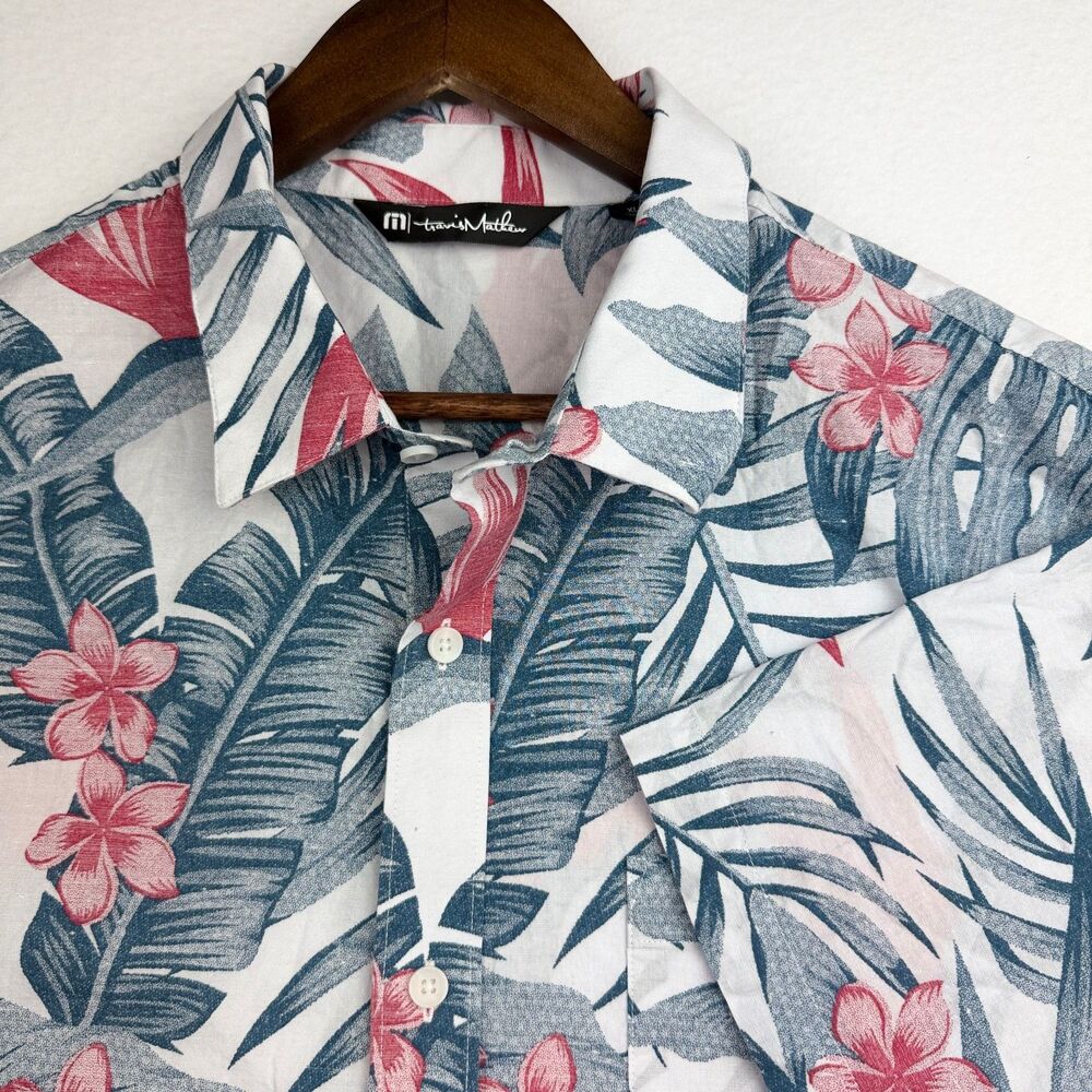 TravisMathew Men’s XL Tropical Floral Short Sleeve Button Up Shirt